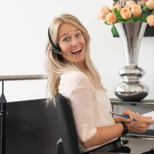 Mireille_sales-representative.jpg